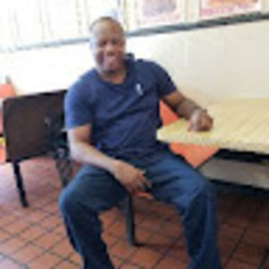 Meet your Posher, Leon t